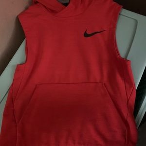 Boys sleeveless Nike pullover with hood.